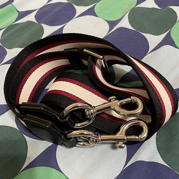 Marc Jacobs Grey Leather Camera Bag - Picture 9 of 15